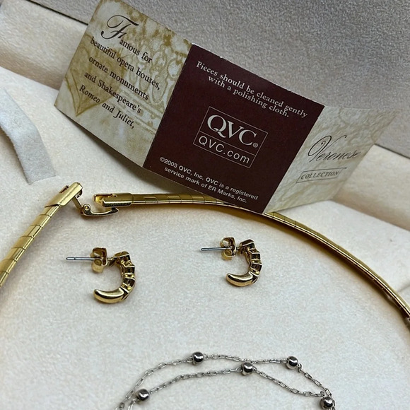 Vintage Veronese Collection 18K Bonded Sterling Silver Necklace & Earring Set - Picture 14 of 14